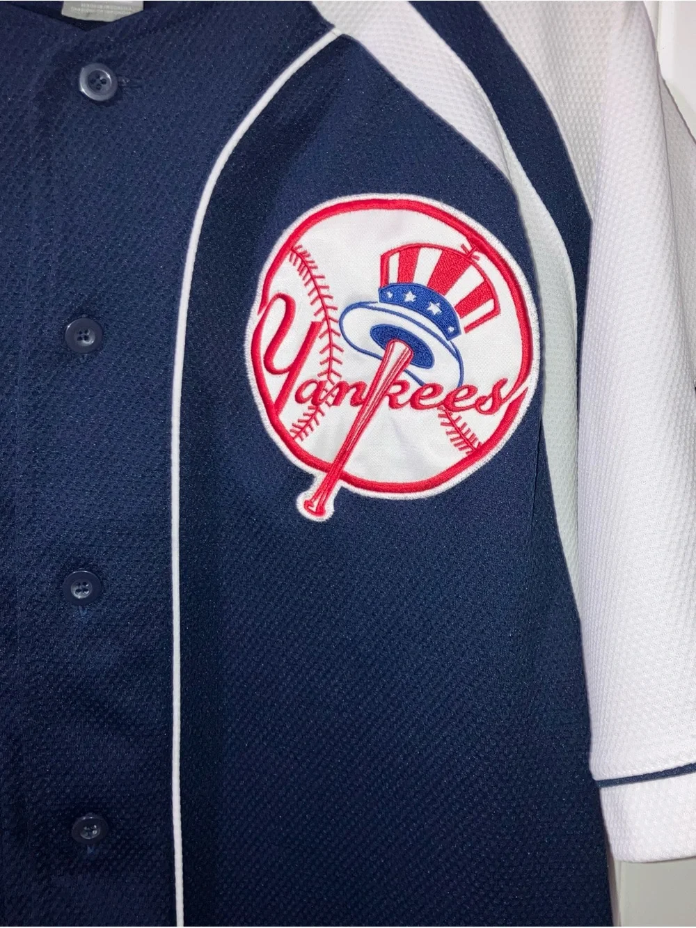 Nike New York Yankees MLB Team Genuine Merchandise Stitched Jersey Men Medium